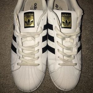 Adidas Superstar